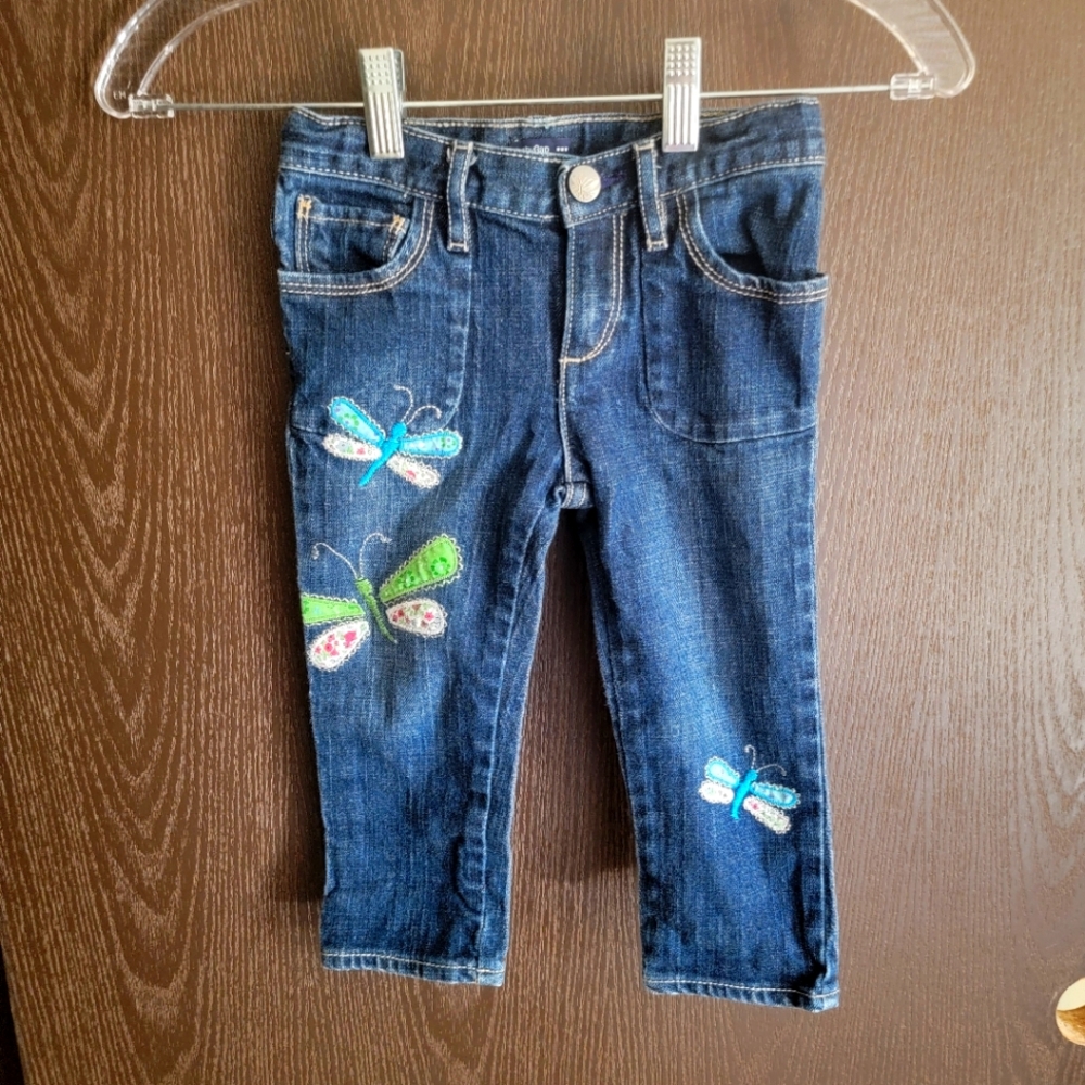 Gap Baby Girls 5t Denim Capris Dragonfly Blue With Dragonfly EmbroideryPatch EUC
